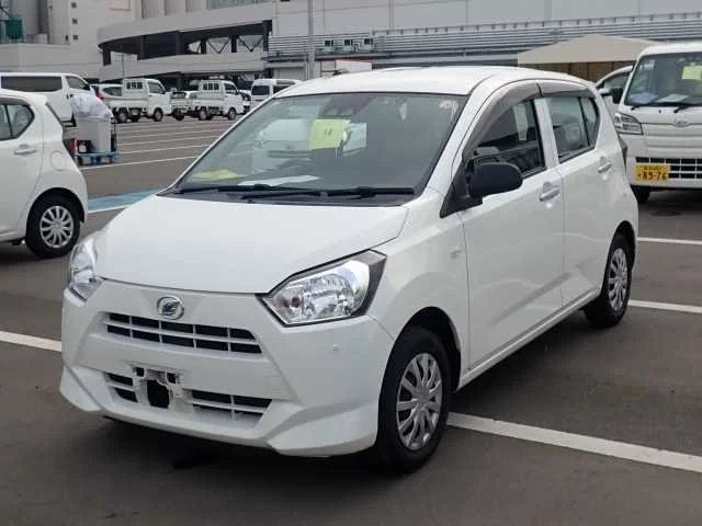 Daihatsu Mira e:S LA350S 2021